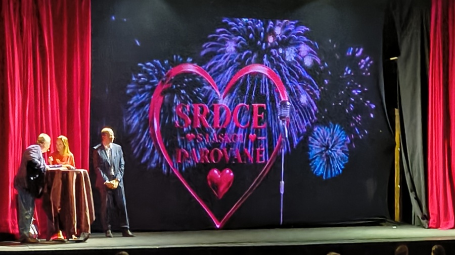 Granát Turnov podpořil projekt Srdce s láskou darované