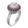 Stříbrný prsten s českým granátem a perlou, rhodiovaný - kruh